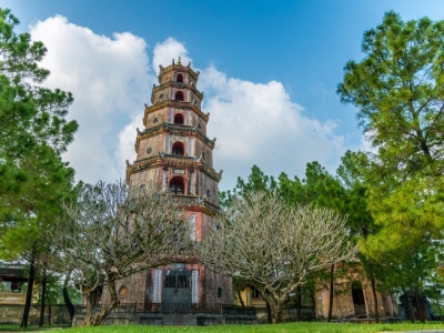 Thien-Mu-Pagoda-