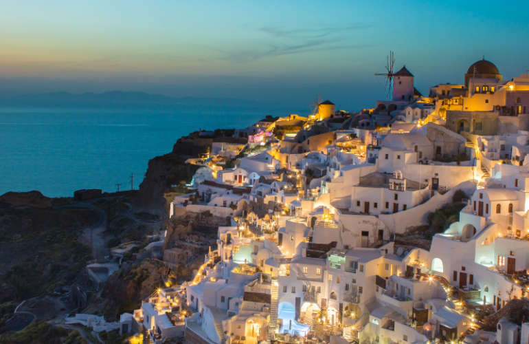 Santorini After Dark: A Journey into a World of Vibrant Colors and Dazzling Lights