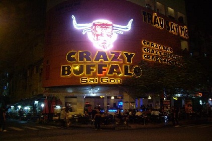 Pham Ngu Lao Street | Vietnamlocalguide 7 caption