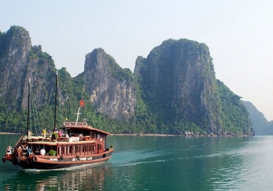 Ha Long Bay (Day Tour)