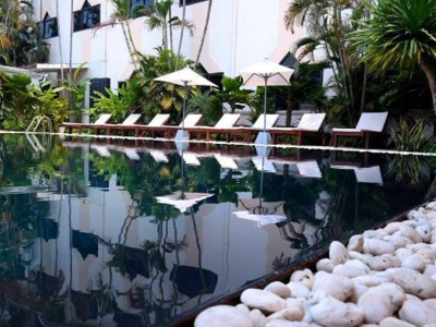 mercure-vientiane2