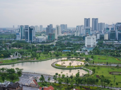 Aerial-view-of-Cau-Giay-park