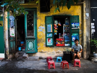 Unidentified-street-vendors