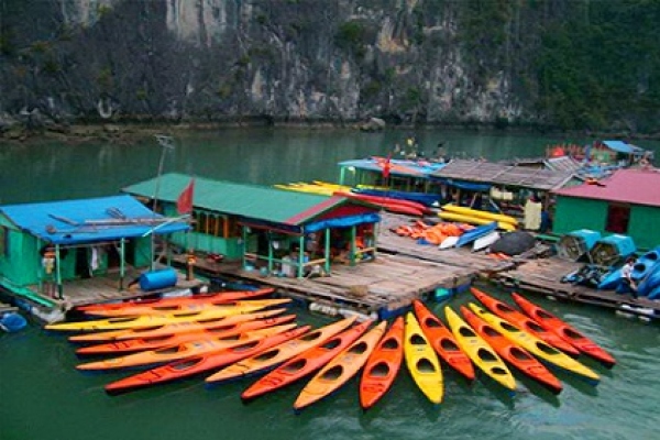 Kayaking in Halong Bay