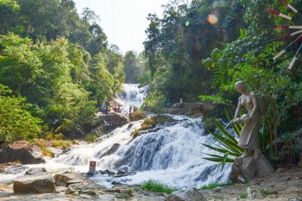 Datanla Waterfall