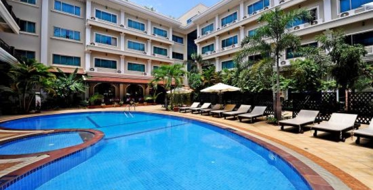 Angkor Holiday Hotel