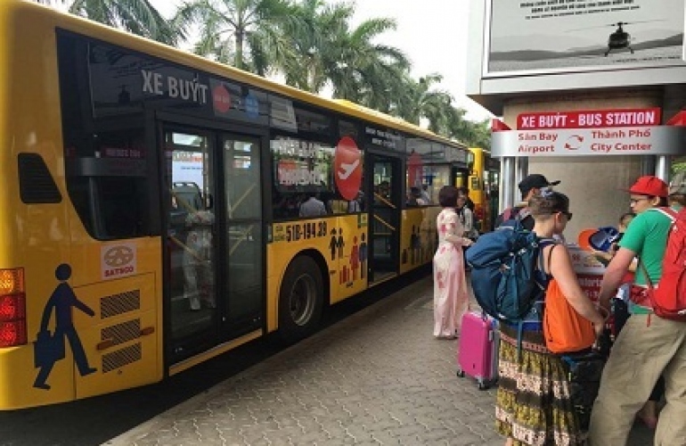  Ho Chi Minh City launches another airport-downtown bus service