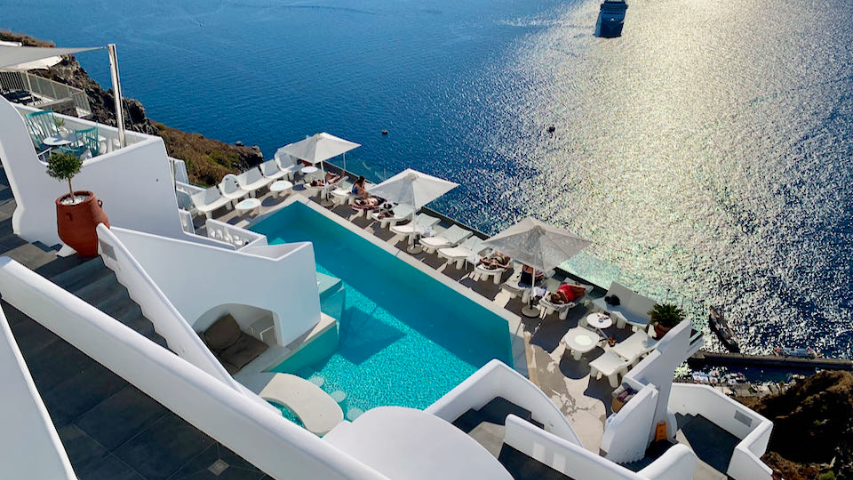 Luxury Resorts and Hotels in Santorini 