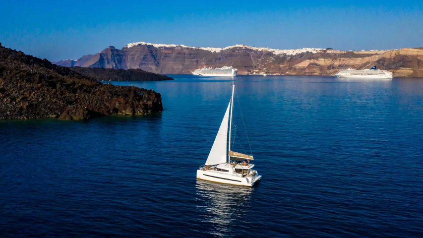 Santorini yacht experience